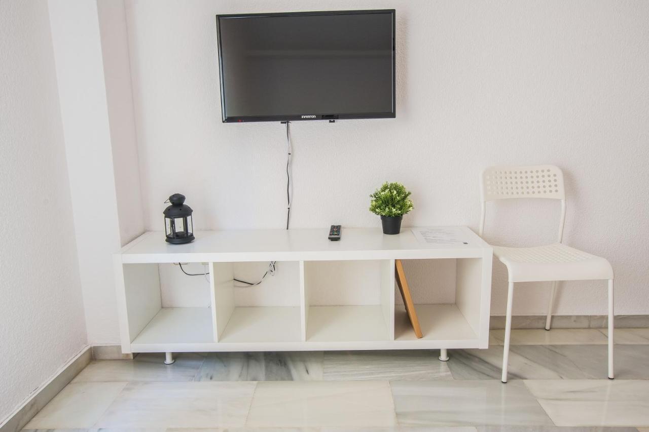 Ibericabeds Rejas Basic Appartamento Granada Esterno foto