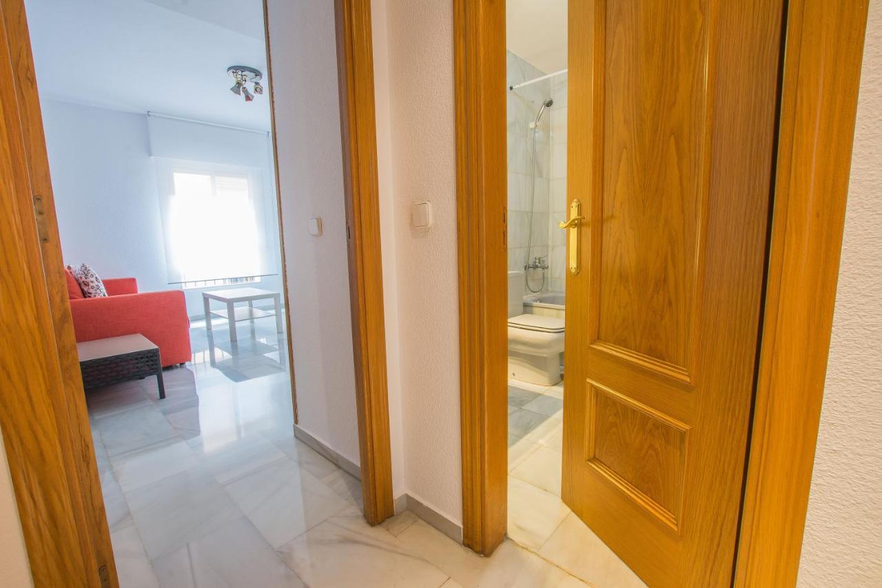 Ibericabeds Rejas Basic Appartamento Granada Esterno foto