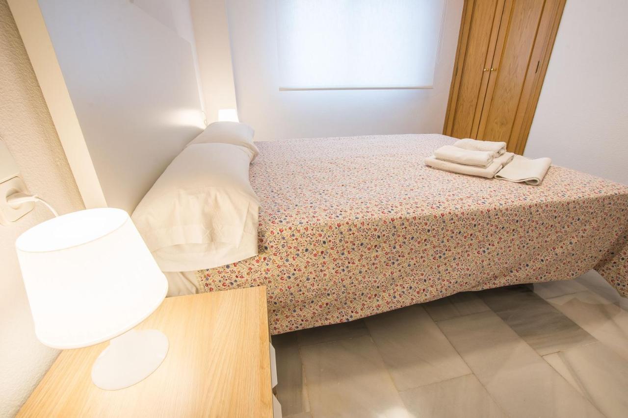 Ibericabeds Rejas Basic Appartamento Granada Esterno foto