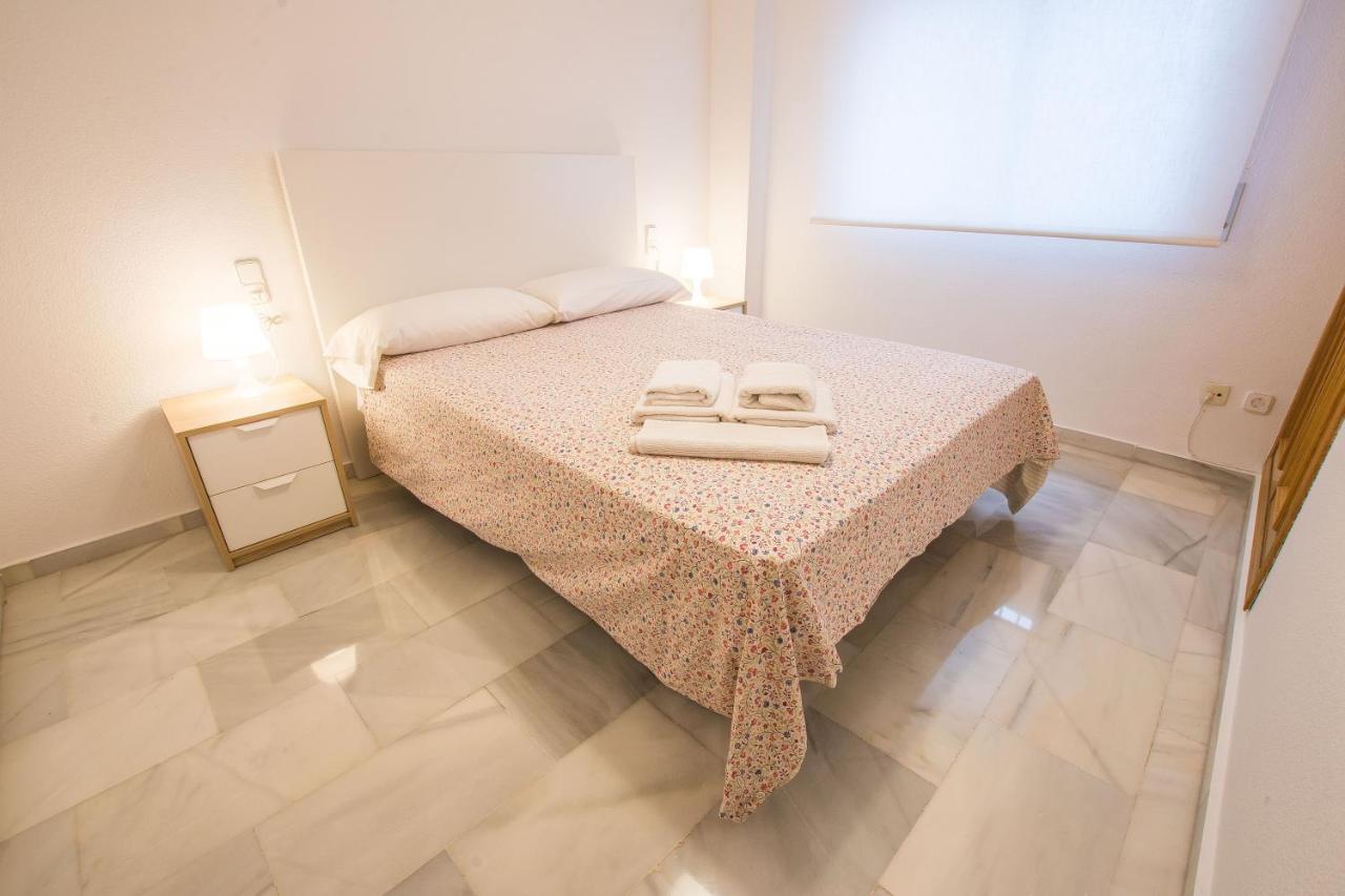 Ibericabeds Rejas Basic Appartamento Granada Esterno foto