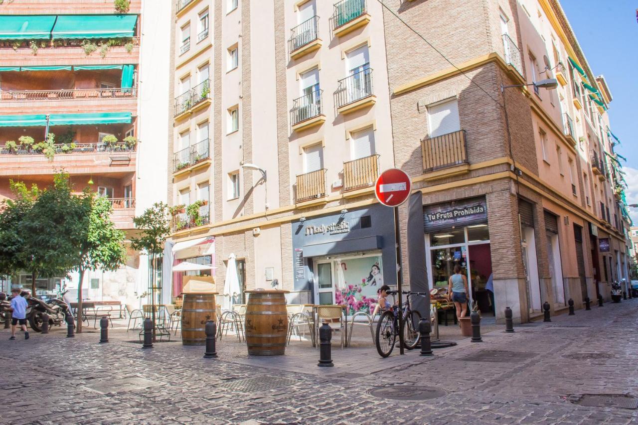 Ibericabeds Rejas Basic Appartamento Granada Esterno foto